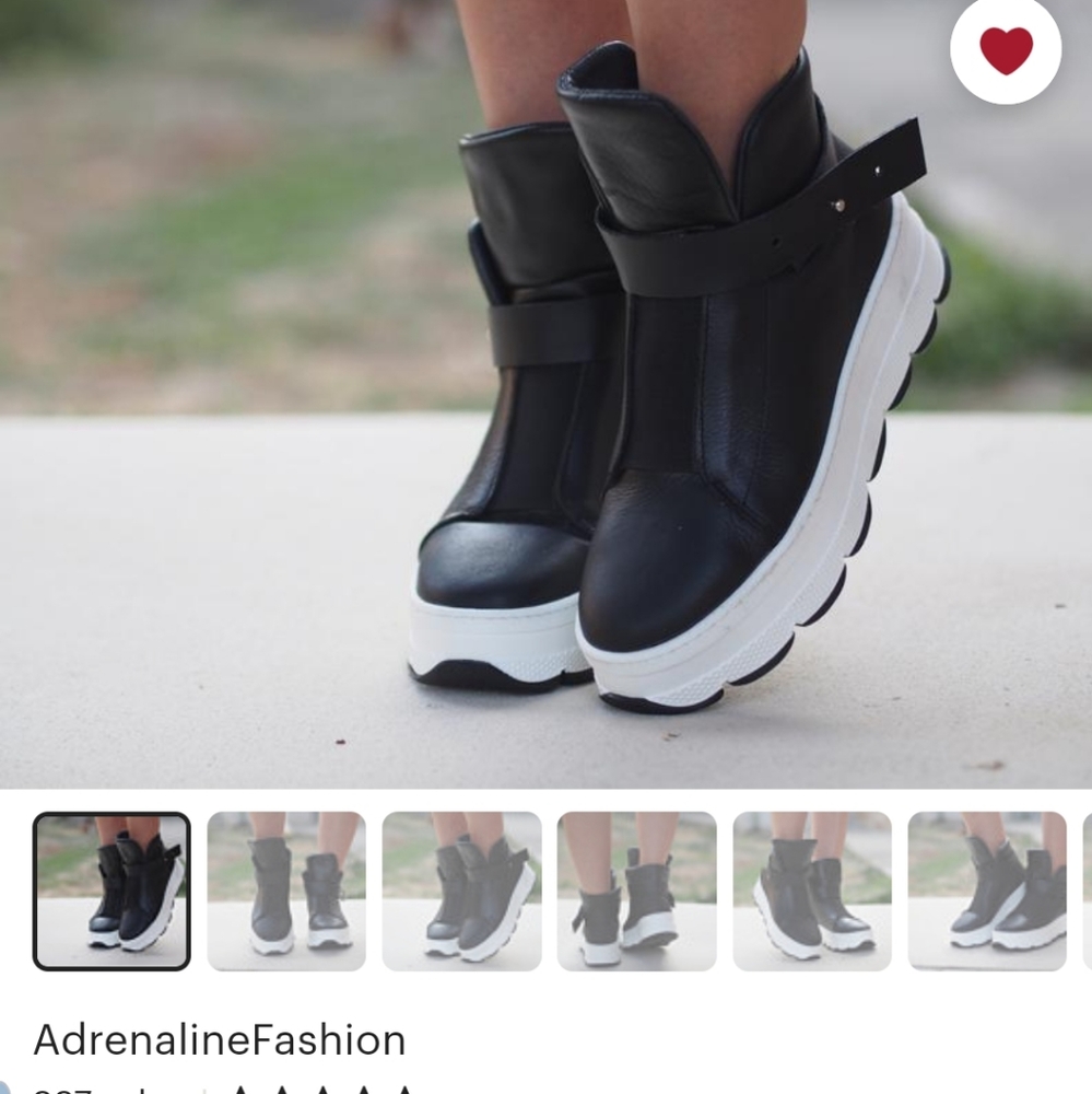 Women's Black Sneakers